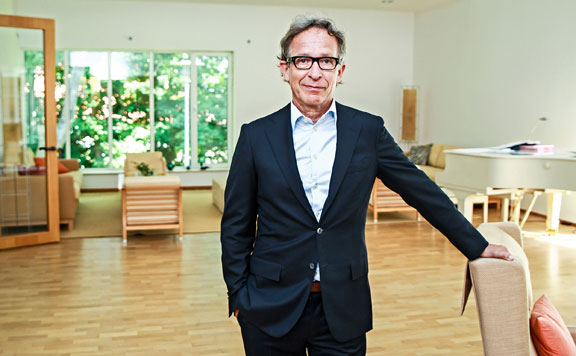 Petri Tuomi-Nikula Finnország nagykövete